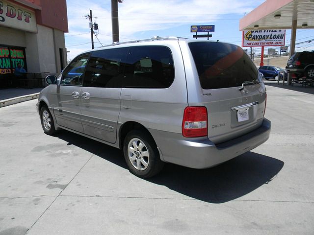 2005 Kia Sedona Elk Conversion Van