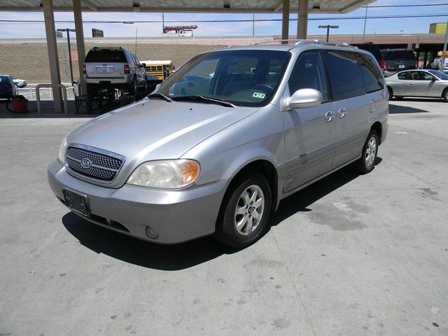 2005 Kia Sedona Elk Conversion Van