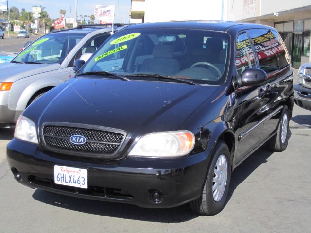 2005 Kia Sedona Elk Conversion Van