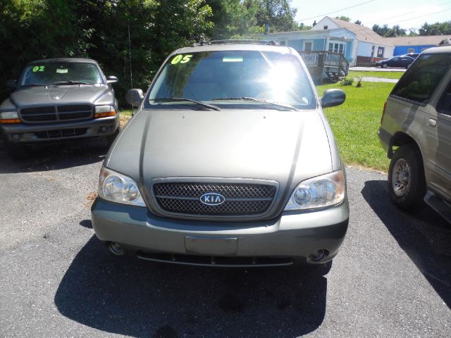 2005 Kia Sedona Elk Conversion Van