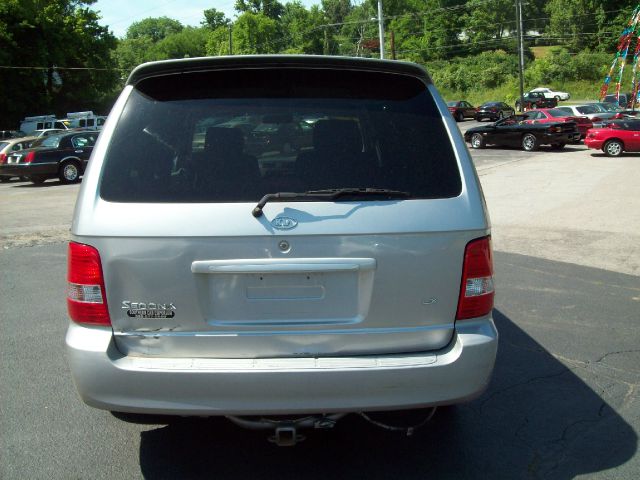 2005 Kia Sedona Open-top