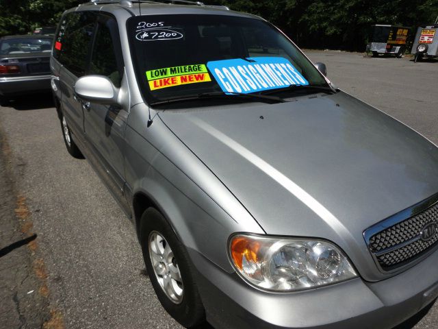 2005 Kia Sedona Open-top