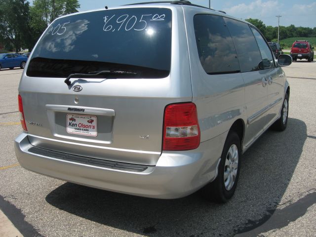 2005 Kia Sedona Elk Conversion Van