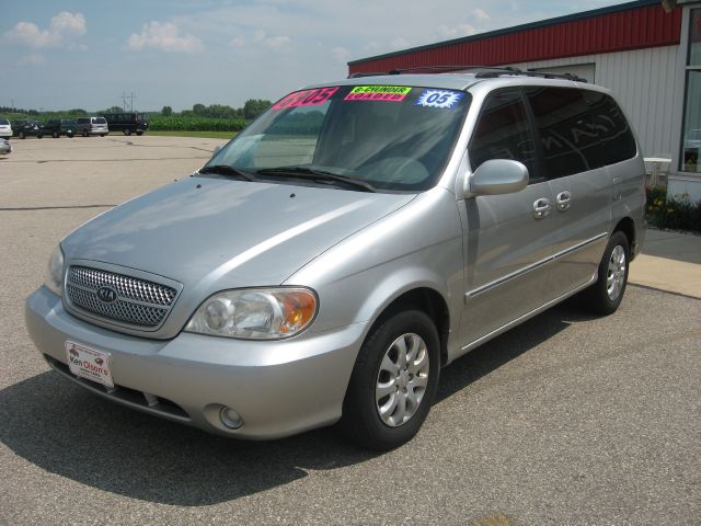 2005 Kia Sedona Elk Conversion Van