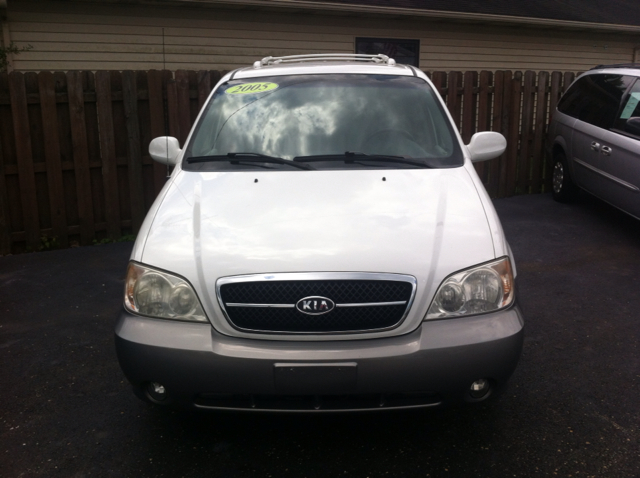 2005 Kia Sedona Open-top