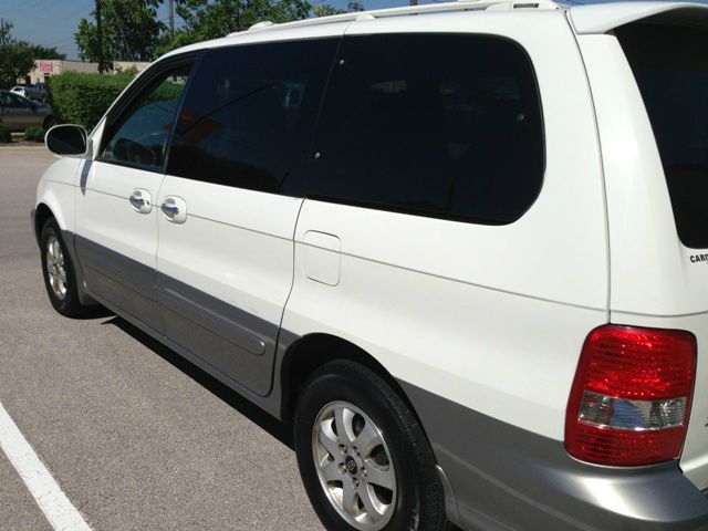 2005 Kia Sedona Open-top