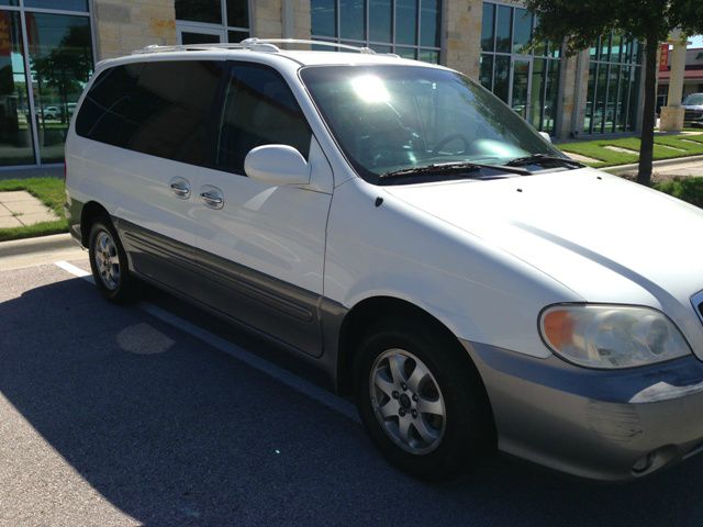 2005 Kia Sedona Open-top