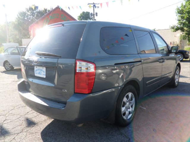 2006 Kia Sedona Elk Conversion Van