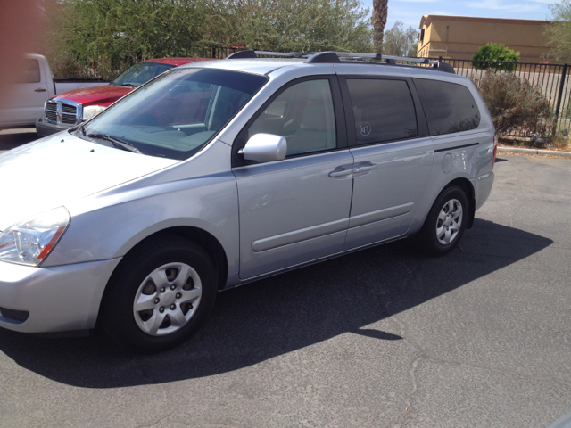 2006 Kia Sedona Elk Conversion Van