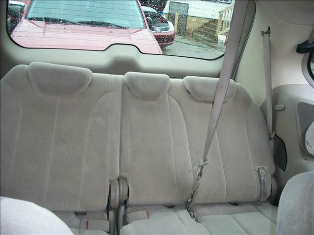 2006 Kia Sedona Open-top