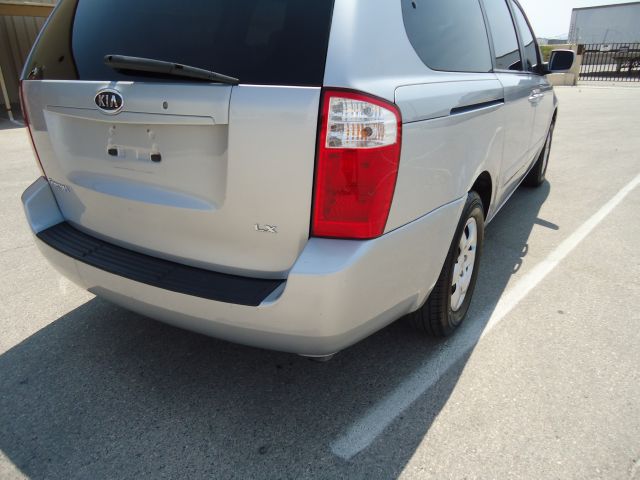 2006 Kia Sedona Elk Conversion Van