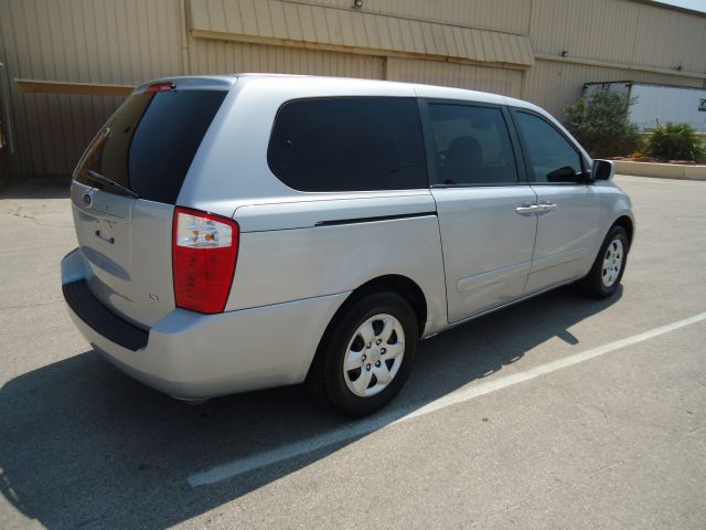 2006 Kia Sedona Elk Conversion Van