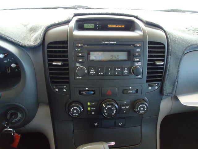 2006 Kia Sedona Elk Conversion Van