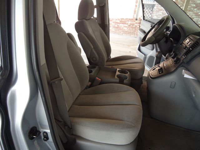 2006 Kia Sedona Elk Conversion Van