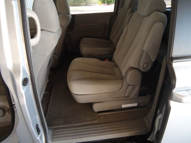 2006 Kia Sedona Elk Conversion Van