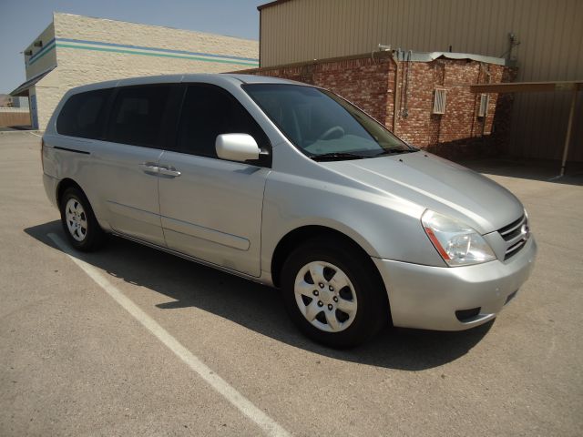 2006 Kia Sedona Elk Conversion Van