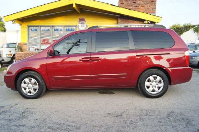 2006 Kia Sedona Open-top