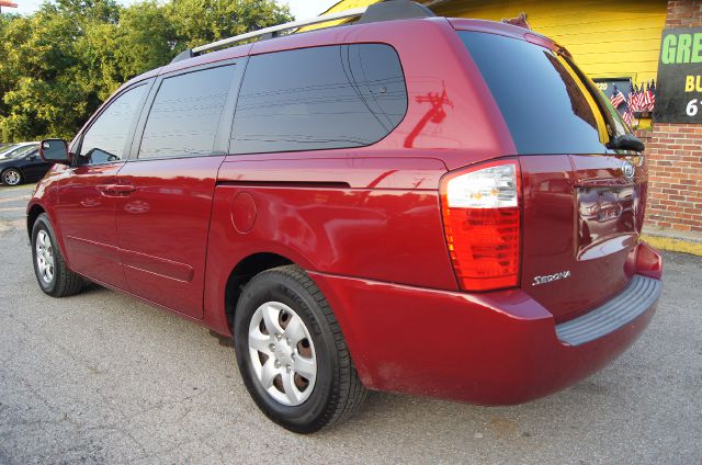 2006 Kia Sedona Open-top