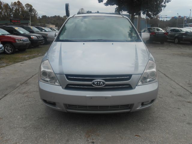 2006 Kia Sedona Open-top