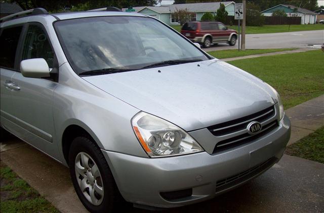 2006 Kia Sedona Unknown