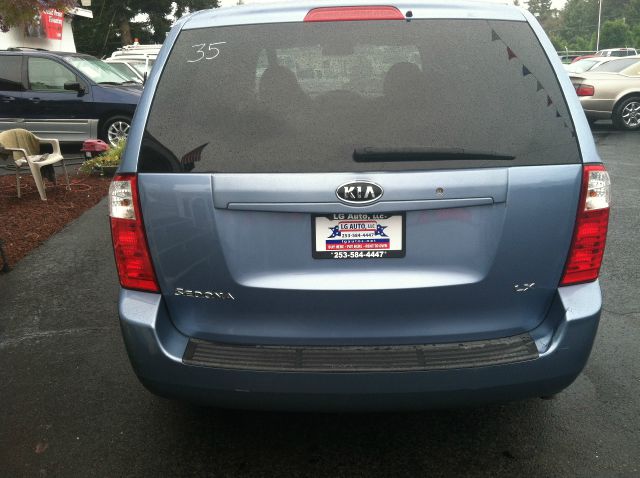 2006 Kia Sedona Open-top