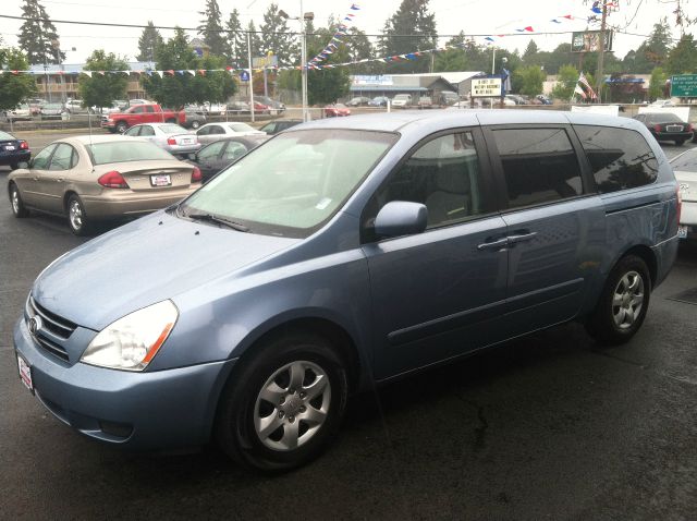 2006 Kia Sedona Open-top