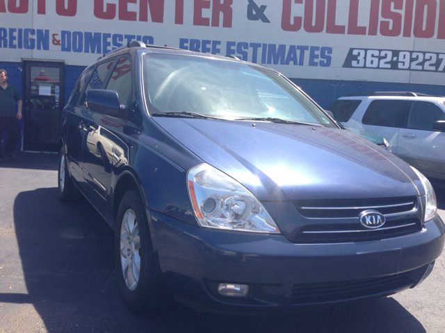 2006 Kia Sedona Elk Conversion Van