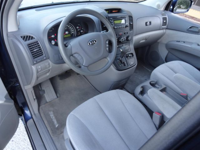 2006 Kia Sedona Elk Conversion Van