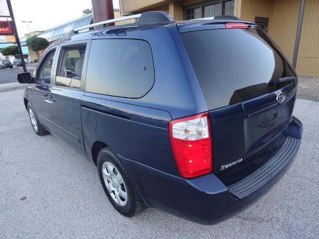 2006 Kia Sedona Elk Conversion Van