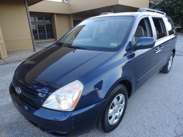 2006 Kia Sedona Elk Conversion Van