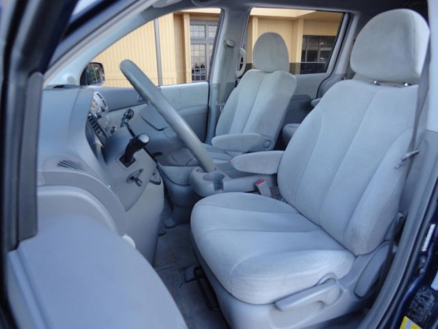 2006 Kia Sedona Elk Conversion Van