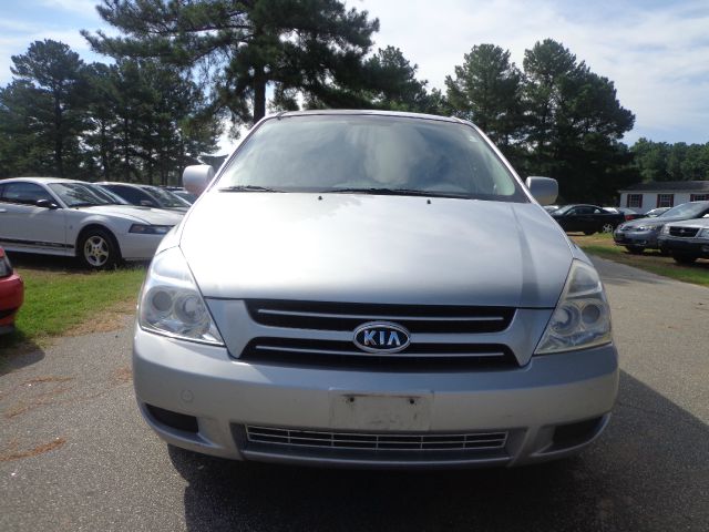 2006 Kia Sedona Elk Conversion Van