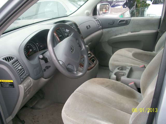 2006 Kia Sedona Elk Conversion Van