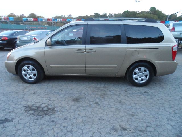 2006 Kia Sedona Elk Conversion Van