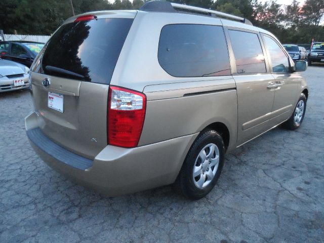 2006 Kia Sedona Elk Conversion Van