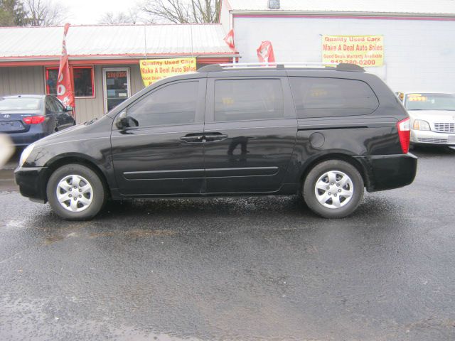 2007 Kia Sedona 2WD Crew Cab LWB XE Truck