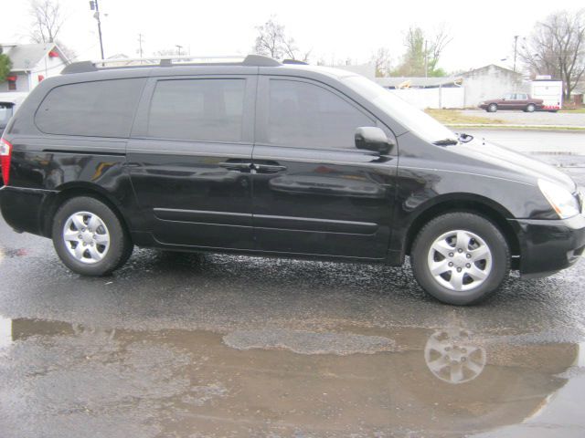 2007 Kia Sedona 2WD Crew Cab LWB XE Truck