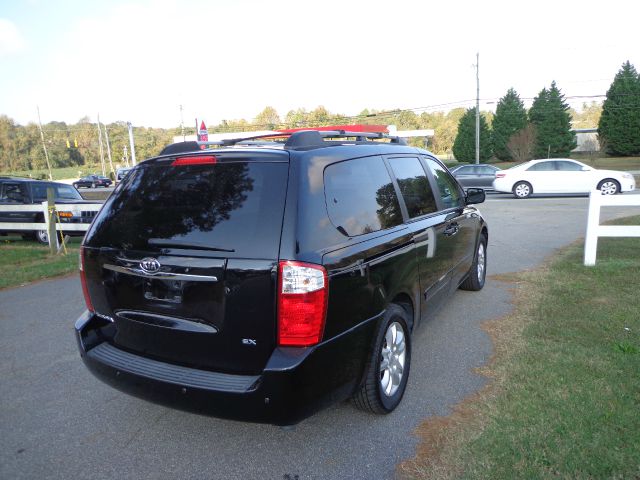 2007 Kia Sedona Crew Cab 4x4 Shortbox