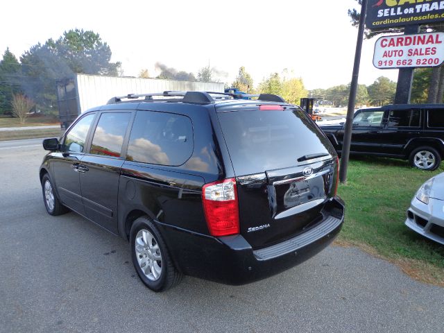 2007 Kia Sedona Crew Cab 4x4 Shortbox