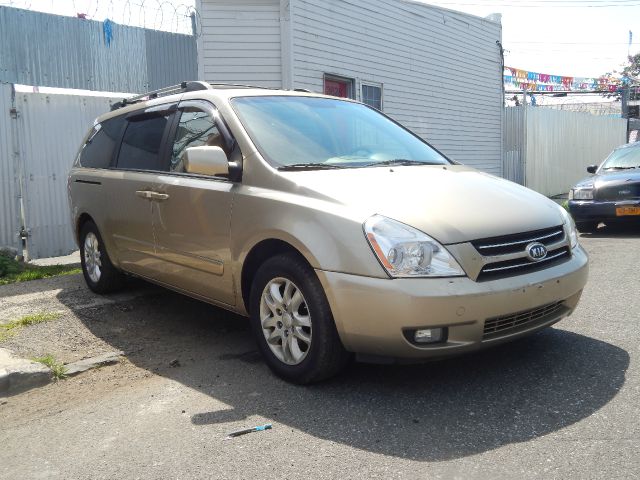 2007 Kia Sedona Crew Cab 4x4 Shortbox