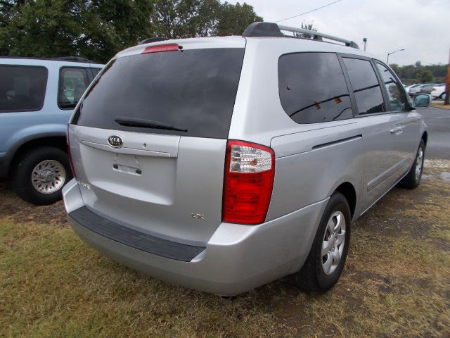 2007 Kia Sedona 2WD Crew Cab LWB XE Truck