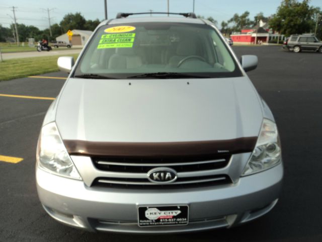 2007 Kia Sedona Coupe