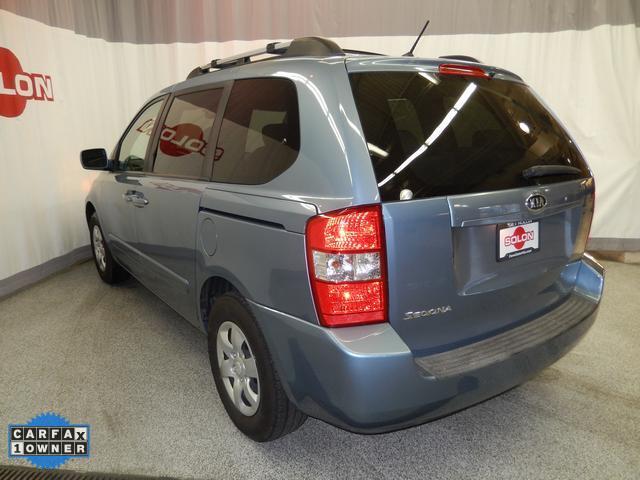 2007 Kia Sedona Base