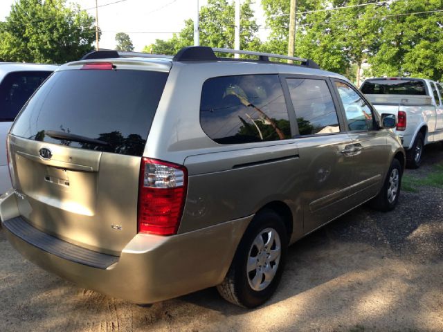 2007 Kia Sedona Crew Cab 4x4 Shortbox