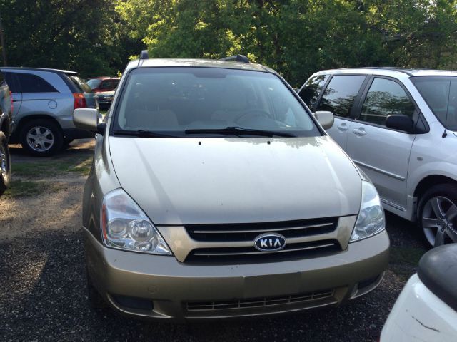 2007 Kia Sedona Crew Cab 4x4 Shortbox