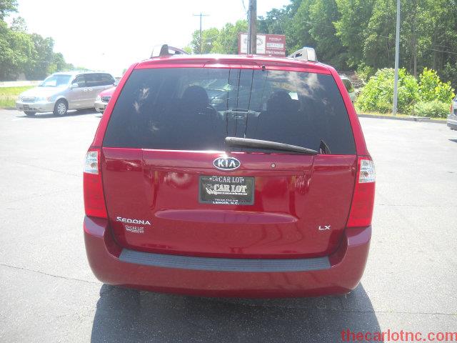 2007 Kia Sedona 2.5sone Owner