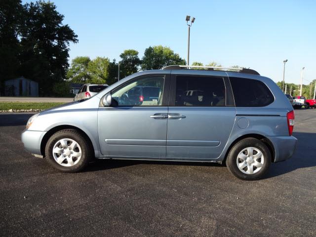 2007 Kia Sedona Unknown