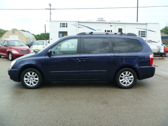 2007 Kia Sedona Crew Cab 4x4 Shortbox