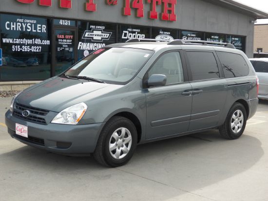 2008 Kia Sedona 2WD Crew Cab LWB XE Truck