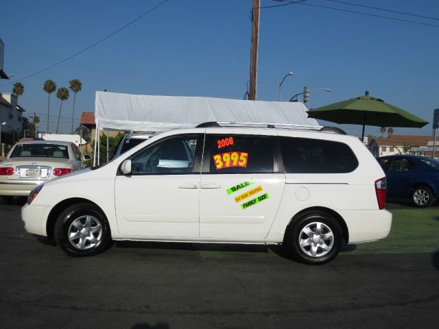 2008 Kia Sedona 2WD Crew Cab LWB XE Truck